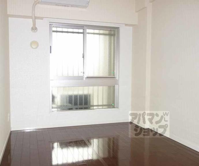 【イニシア梅小路公園】間取