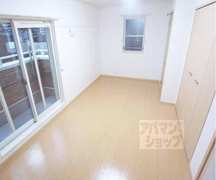 【メゾン・グラース　淀下津】間取