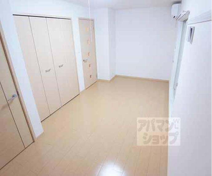 【メゾン・グラース　淀下津】間取