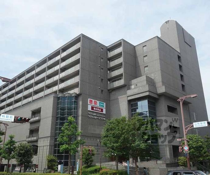 【ＴＨＥ　ＧＡＲＮＥＴ　ＳＵＩＴＥ　ＲＥＳＩＤＥＮＣＥ　山科三条】間取