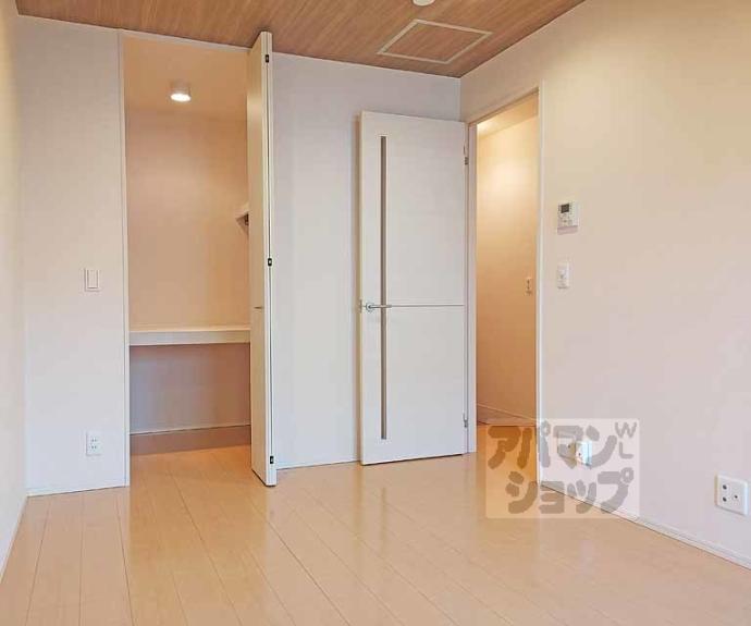 【ラ・グラシューズ】間取