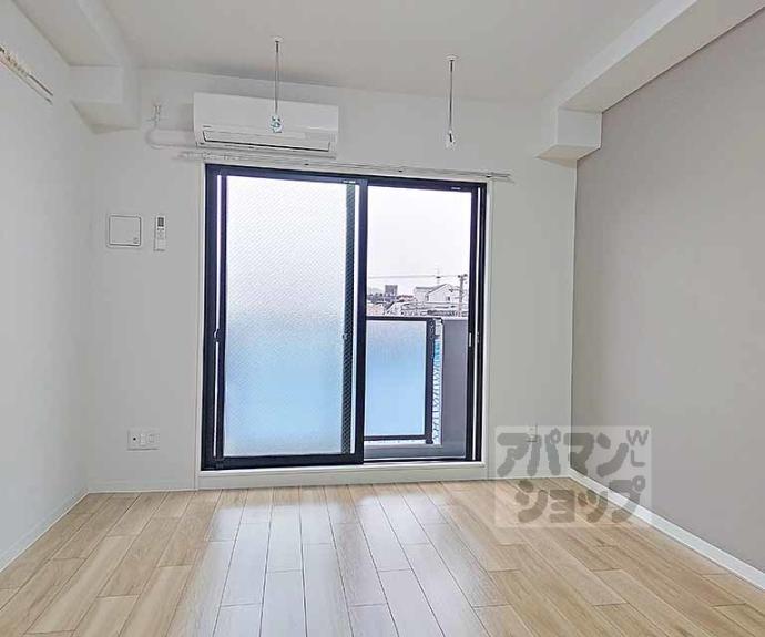 【ＢｕｒｉｌｌｉａＣｏｕｒｔ龍谷大前】間取