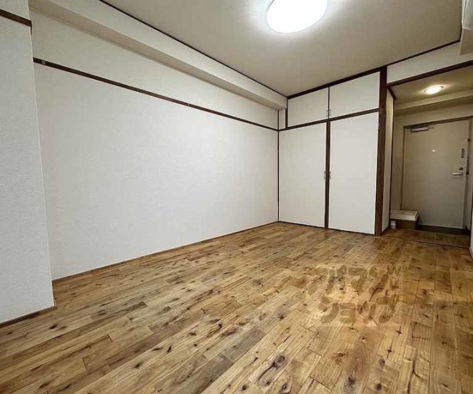 【二条グランドハイツ】間取