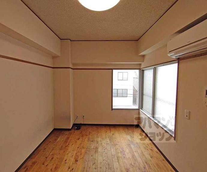 【二条グランドハイツ】間取