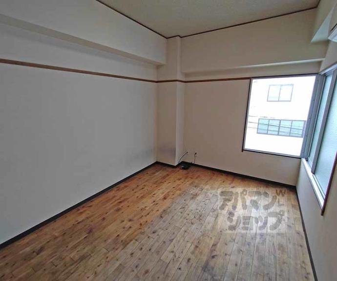 【二条グランドハイツ】間取