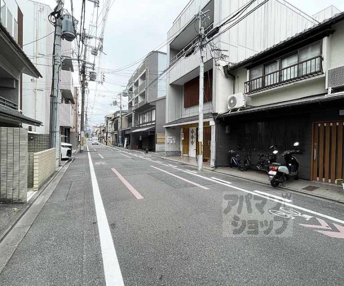 【二条グランドハイツ】間取