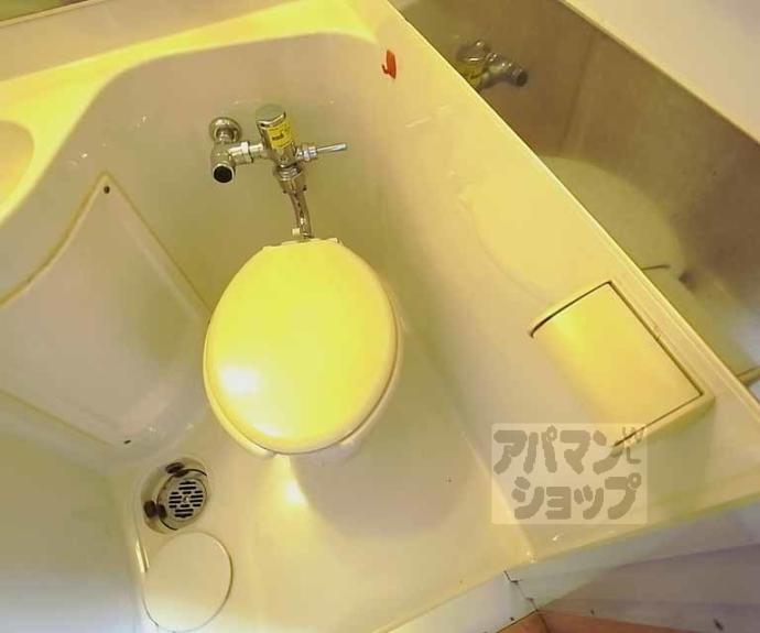 【二条グランドハイツ】間取