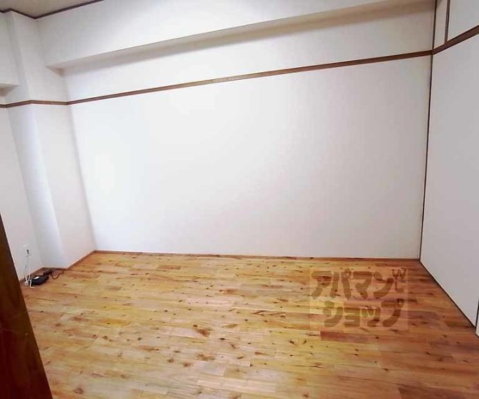 【二条グランドハイツ】間取