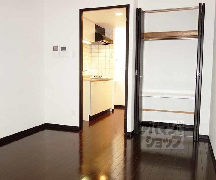 【ライジングコート京都西院フロンティアⅡ】間取