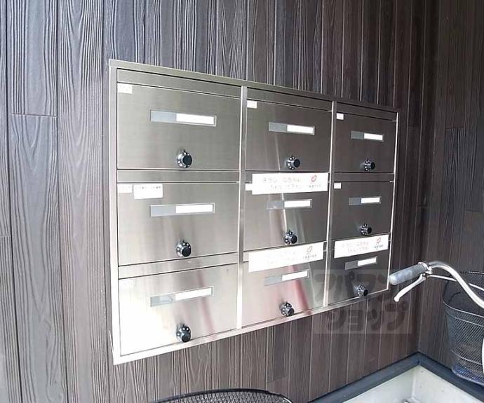 【ＰＡＴＩＯ　ｄｅ．二条城】間取