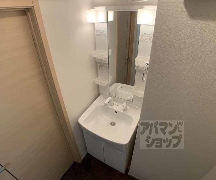 【ＰＡＴＩＯｄｅ．二条城】間取