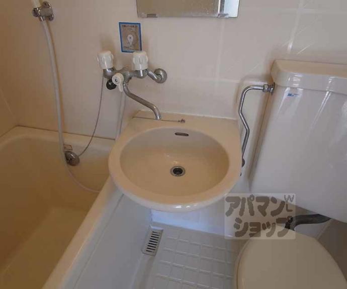 【ＴＷＩＮ・ＢＯＸ】間取