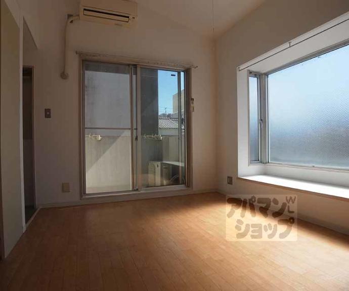 【ＴＷＩＮ・ＢＯＸ】間取