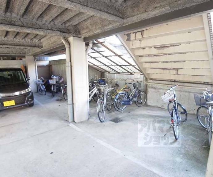 【リバーサイド５８】間取