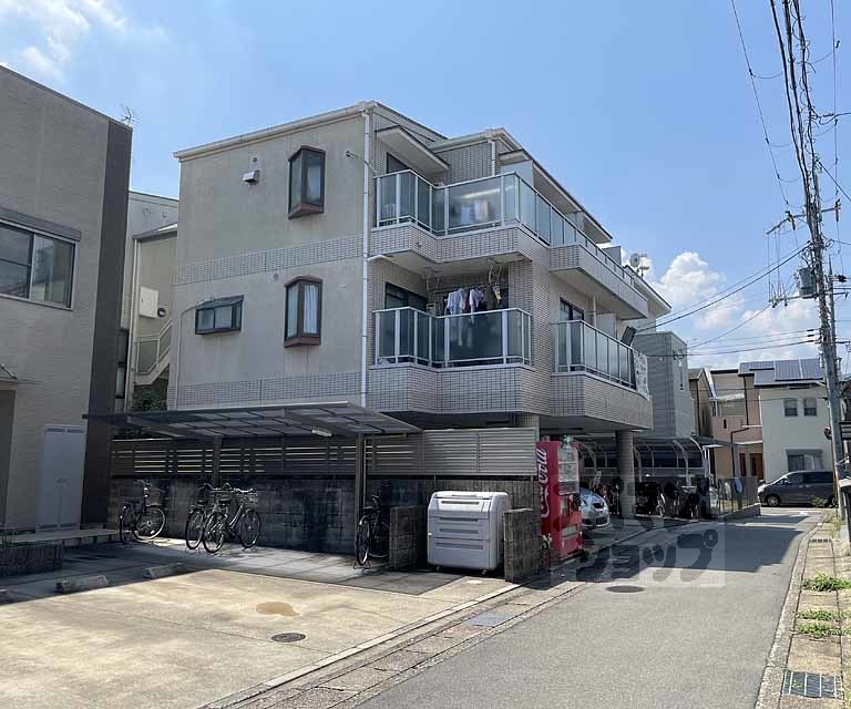 シャトージュネス田中