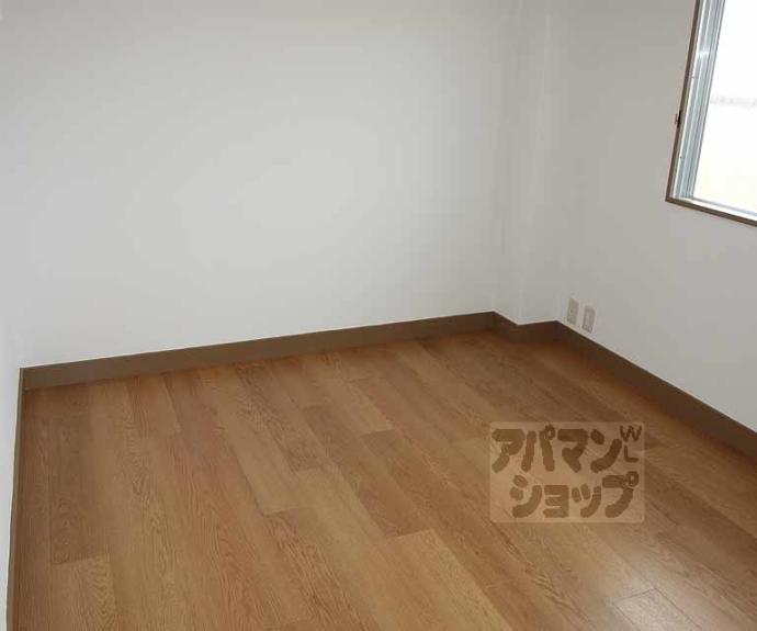 【ｋｏｚｙ６番館】間取