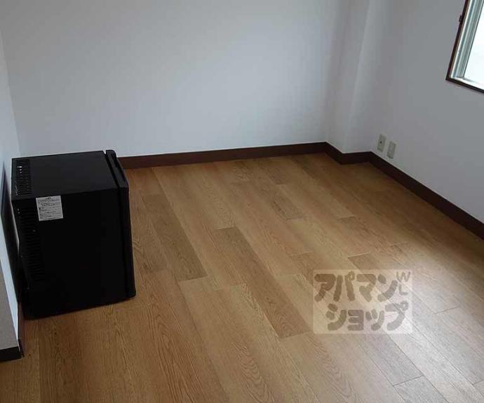 【ｋｏｚｙ６番館】間取