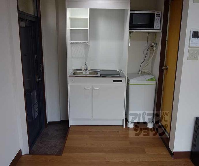 【ｋｏｚｙ６番館】間取