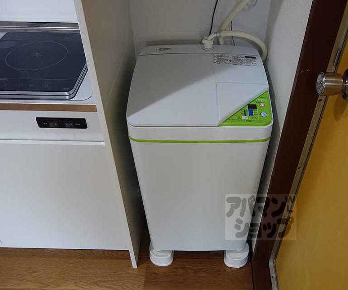 【ｋｏｚｙ６番館】間取