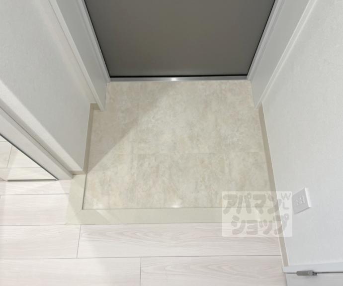 【円町レジデンスＷＥＳＴ】間取