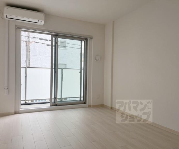 【円町レジデンスＷＥＳＴ】間取