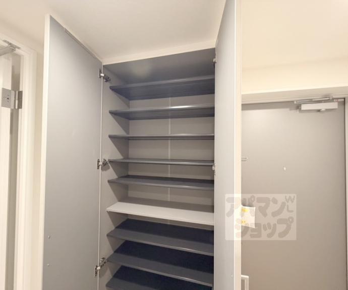 【円町レジデンスＷＥＳＴ】間取