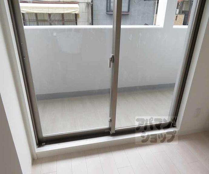 【ソルテラス京都西院　ＳＴＡＴＩＯＮ　ＳＩＤＥ】間取