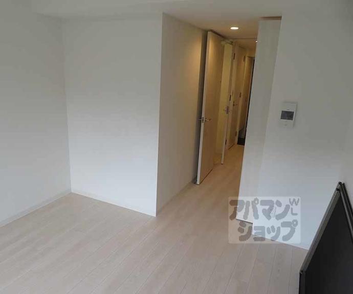 【ソルテラス京都西院　ＳＴＡＴＩＯＮ　ＳＩＤＥ】間取