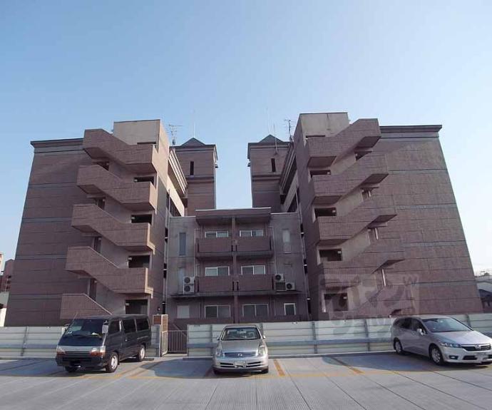 【Ｔｗｉｎ＇ｓ　Ｓｑｕａｒｅ　Ｅａｓｔ】間取
