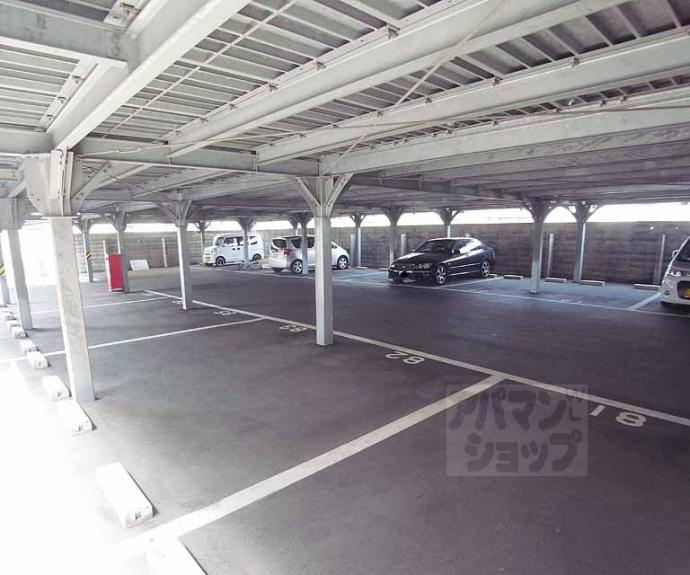 【Ｔｗｉｎ＇ｓ　Ｓｑｕａｒｅ　Ｅａｓｔ】間取