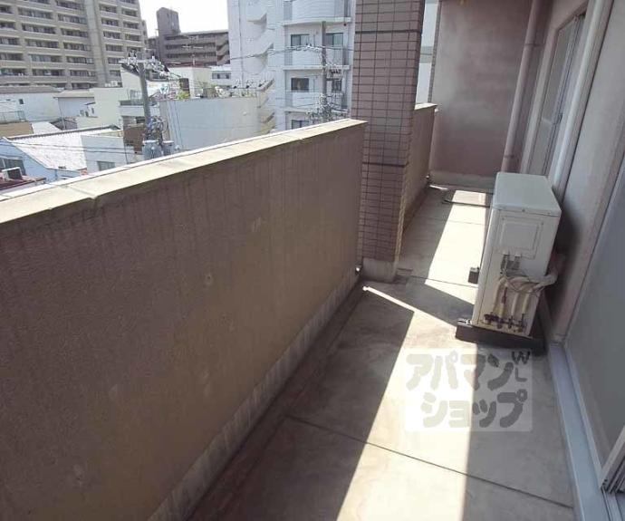 【Ｔｗｉｎ＇ｓ　Ｓｑｕａｒｅ　Ｅａｓｔ】間取