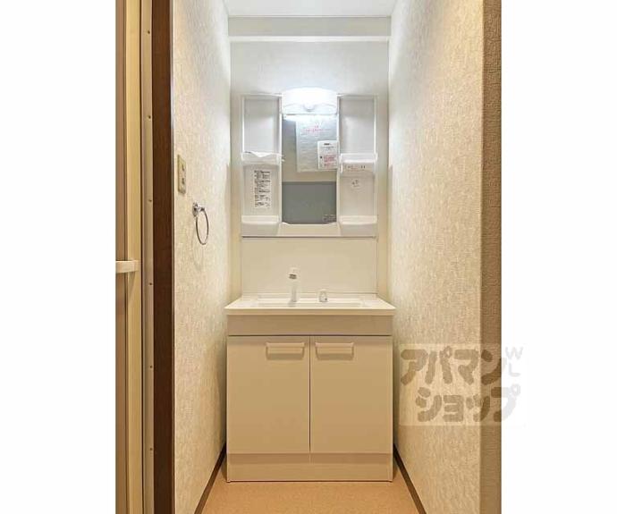 【Ｔｗｉｎ＇ｓ　Ｓｑｕａｒｅ　Ｅａｓｔ】間取
