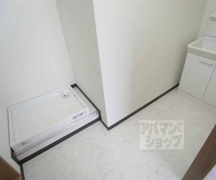 【ファミーユ西条】間取