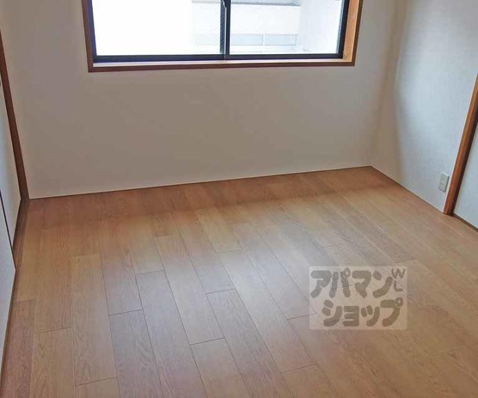 【シェモア１９】間取