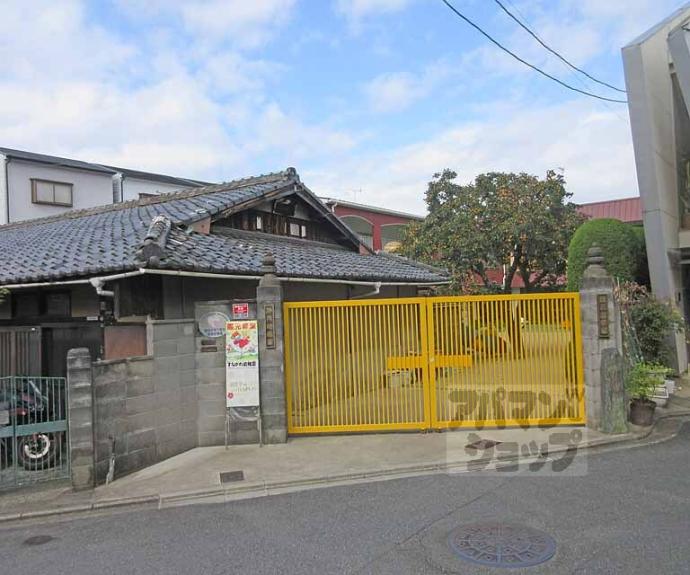 【ハーモニーテラス深草平田町】間取