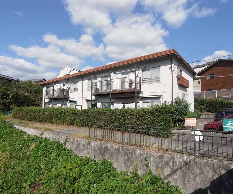 ガーデンハイツ安井