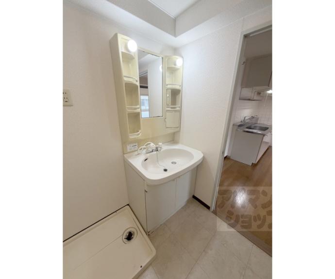 【カーサＩＫＵＳＨＩＭＡ】間取