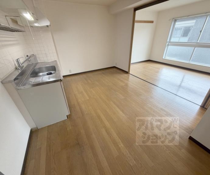 【カーサＩＫＵＳＨＩＭＡ】間取