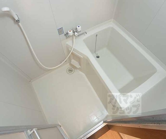 【スリーゼ西向日】間取