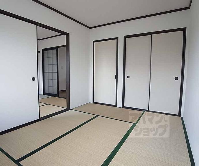 【スリーゼ西向日】間取