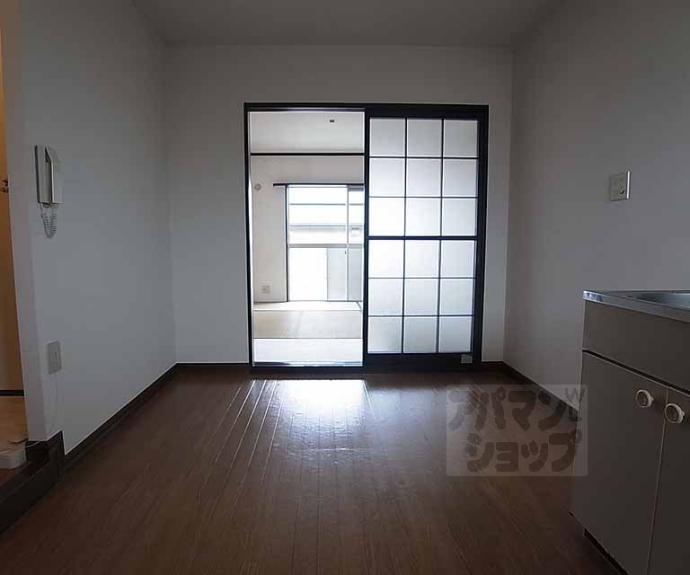 【スリーゼ西向日】間取