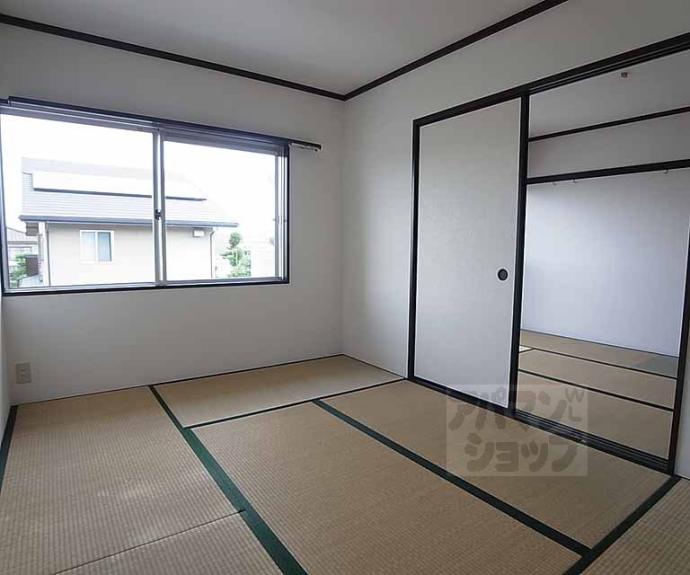 【スリーゼ西向日】間取