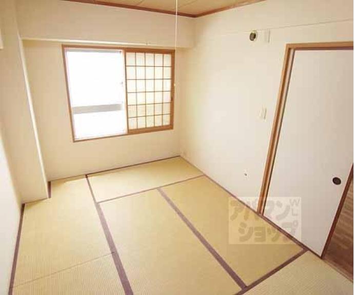 【クレアジオーネ伏見】間取