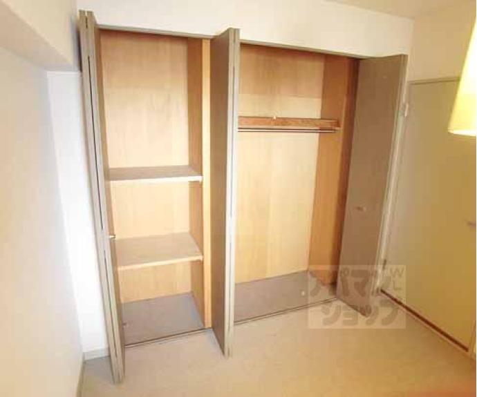【クレアジオーネ伏見】間取