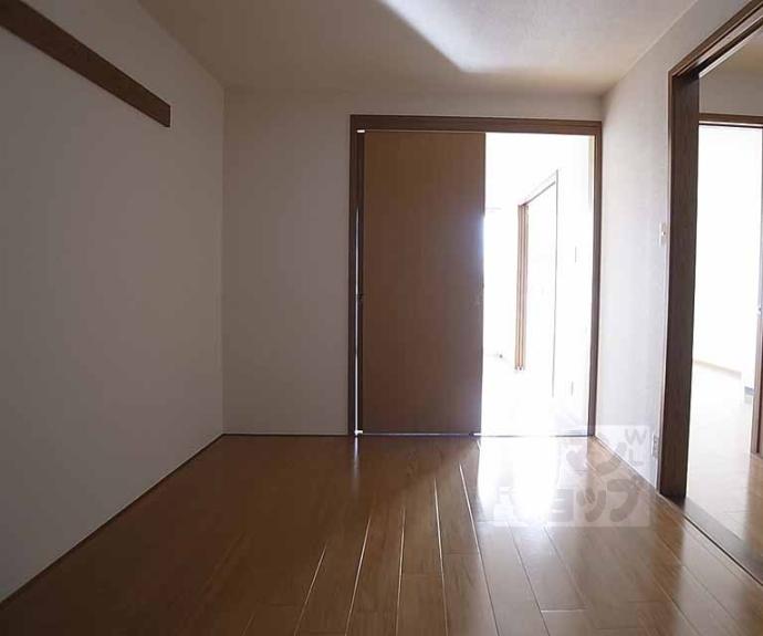 【オーク鶏冠井】間取