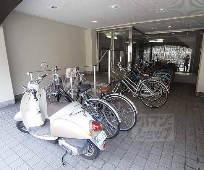 【ヴィーヴル向日】間取