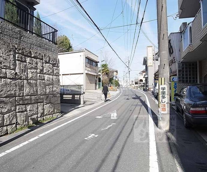 【ヴィーヴル向日】間取