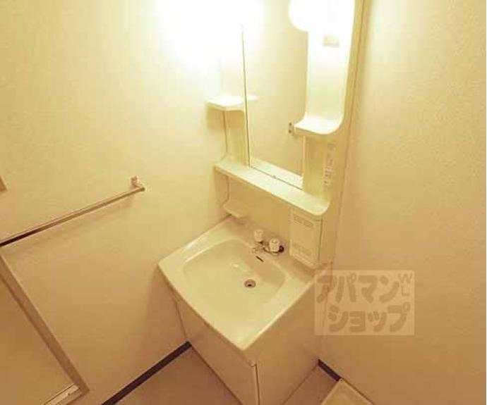 【シャトー志水】間取