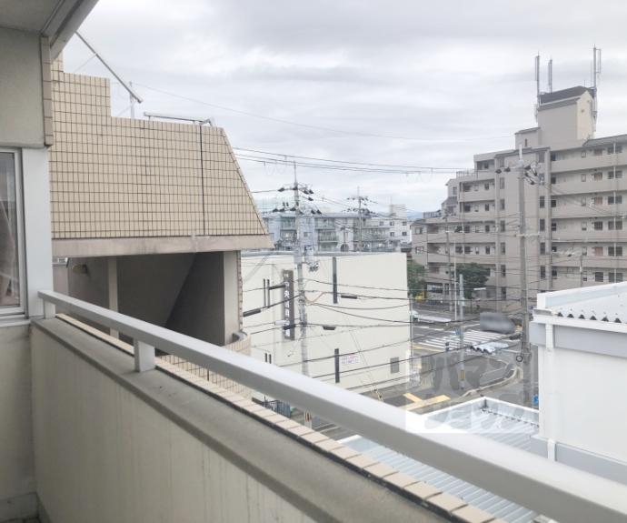 【ファミーユ桂】間取