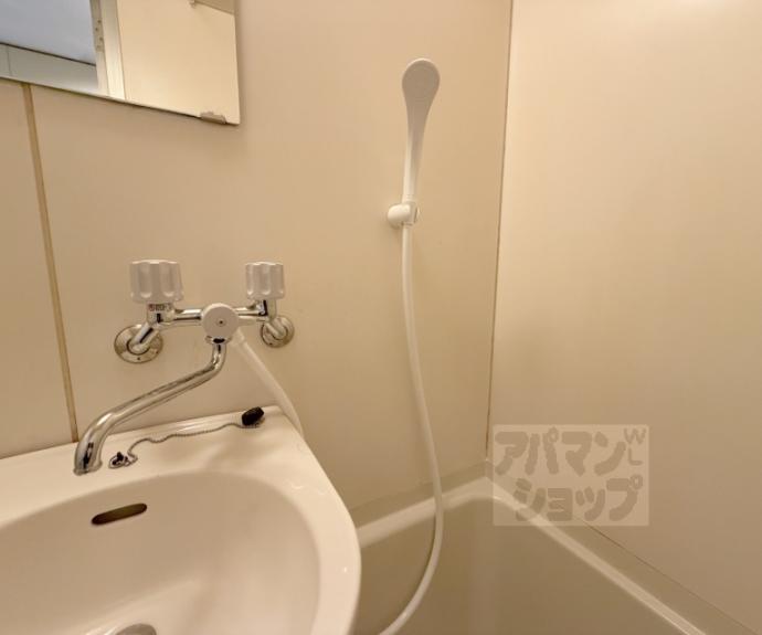 【ＶＥＲＶＥ　ＫＹＯＴＯ】間取